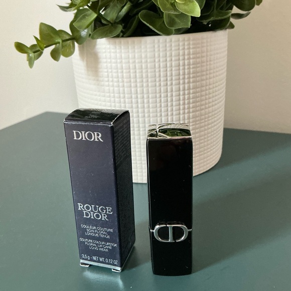 ‼️Low Start‼️Christian Dior Rouge Dior Satin Lipstick-999 Full Size. - Picture 3 of 4
